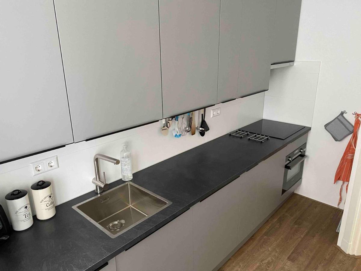 Haagshuisje- Eigen Appartement, Dichtbij Alles, Stijlvol Voorburg Exterior foto